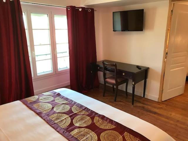 L'hostellerie de Sèvremont Saint-Michel-Mont-Mercure Esterno foto