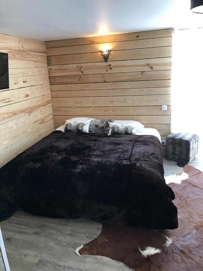 L'hostellerie de Sèvremont Saint-Michel-Mont-Mercure Esterno foto