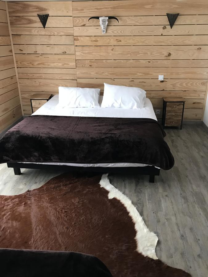 L'hostellerie de Sèvremont Saint-Michel-Mont-Mercure Esterno foto